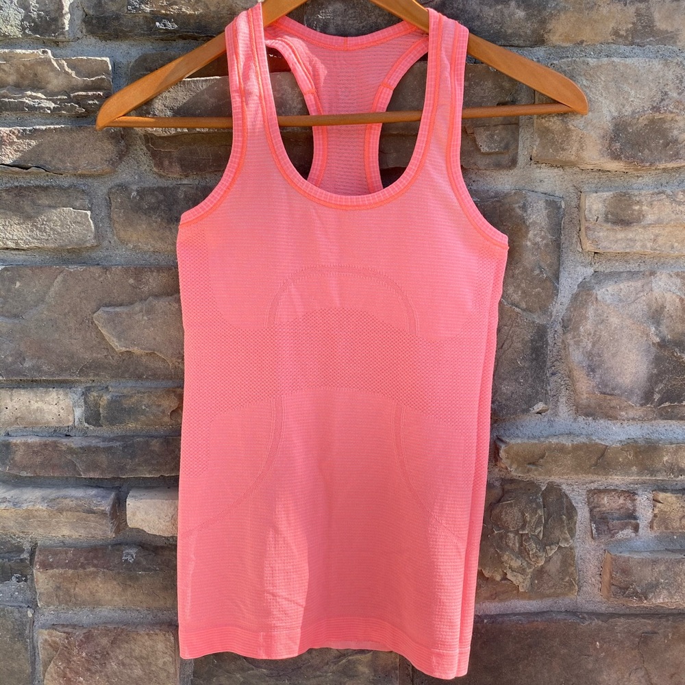 Lululemon Swiftly Tech Racerback size 2.